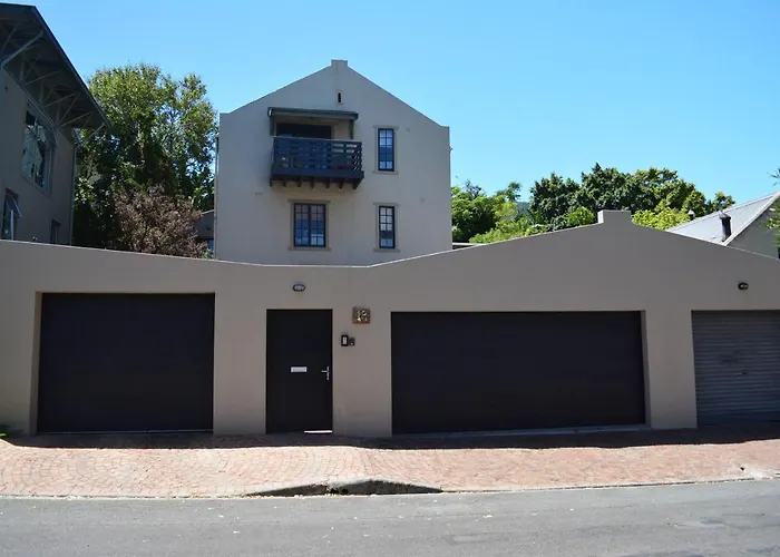 Pelican Cottage - 800M From Beach & Yacht School