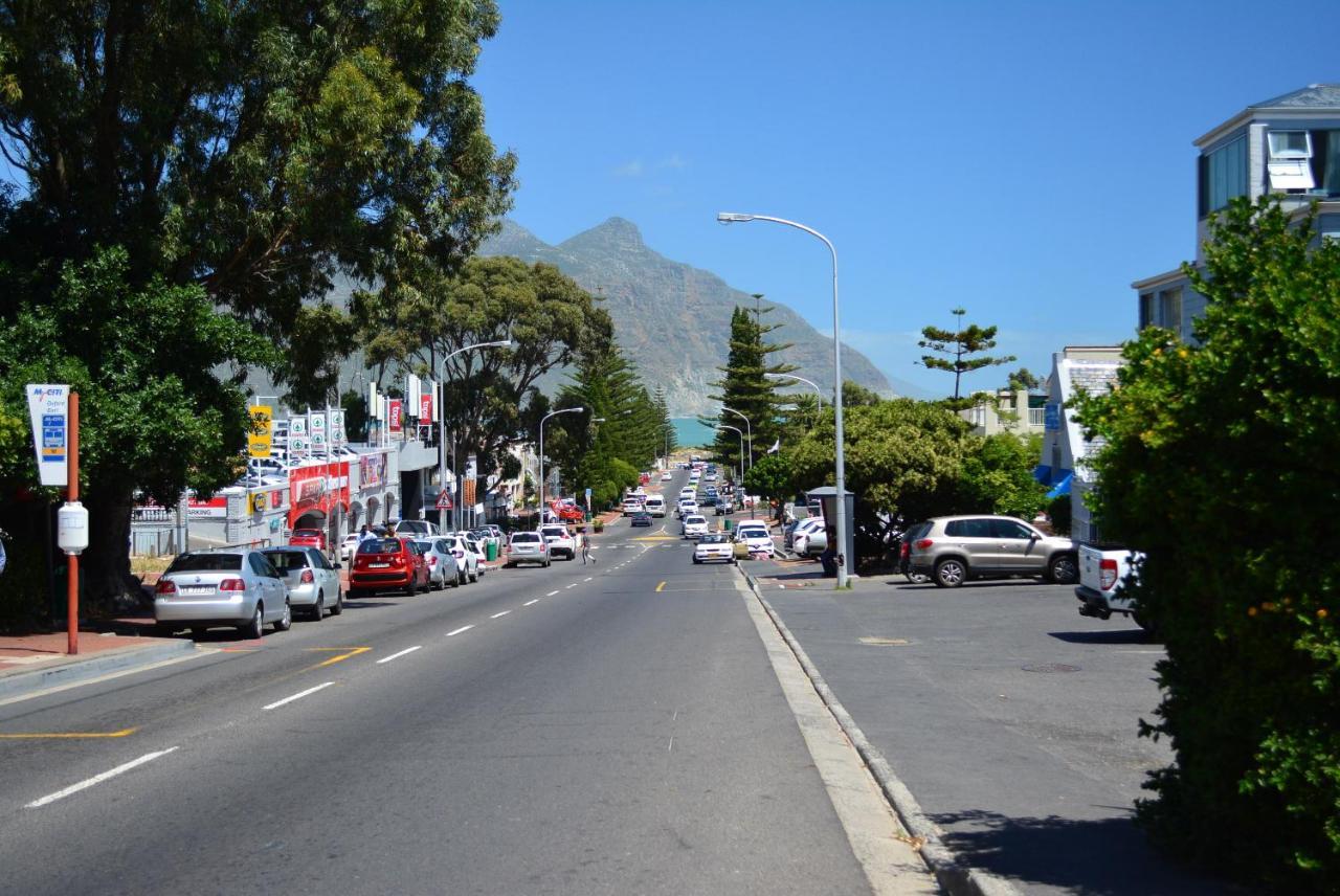 Pelican - 800m From & Yacht School * Hout Bay