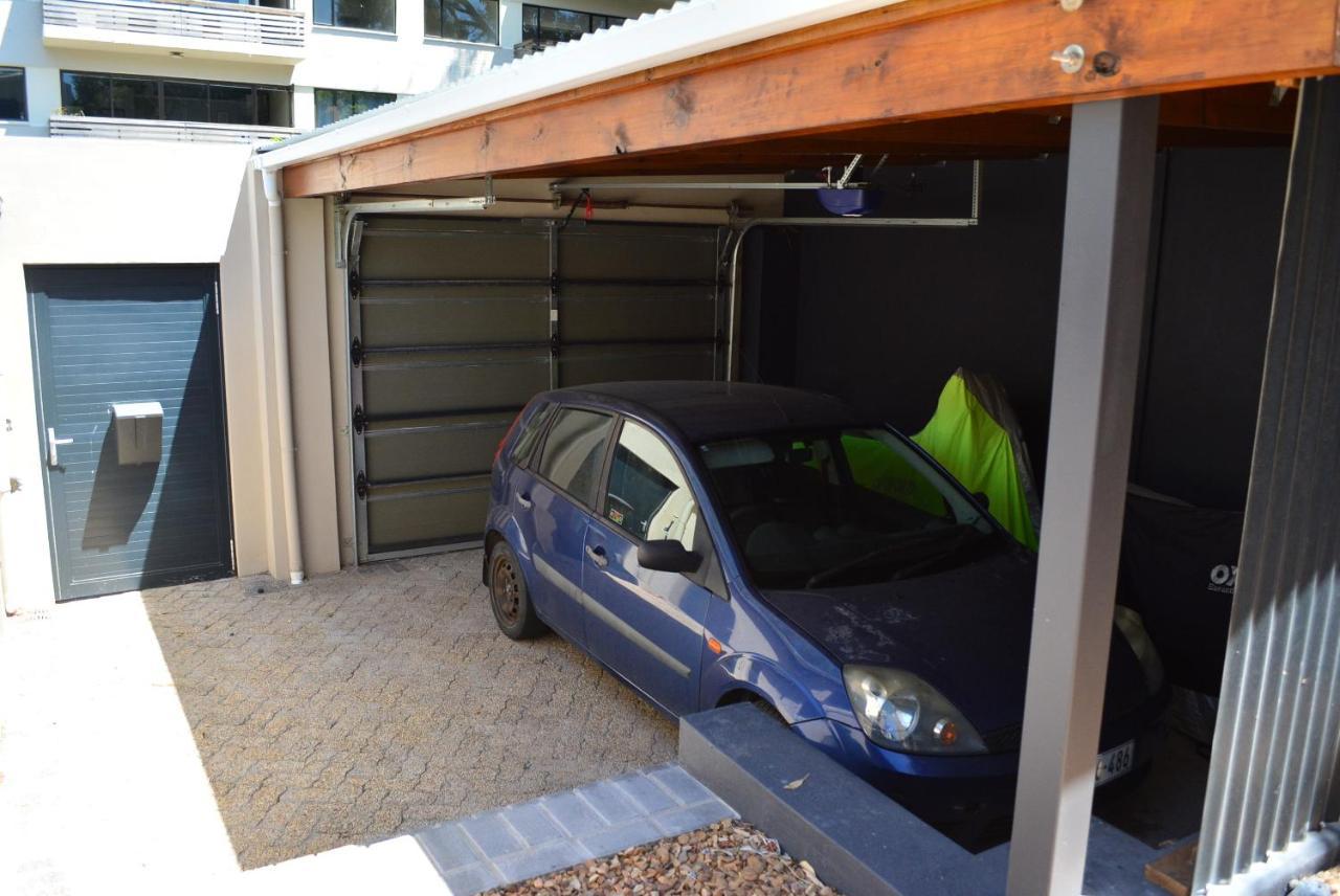 Pelican - 800m From & Yacht School Apartamento Hout Bay